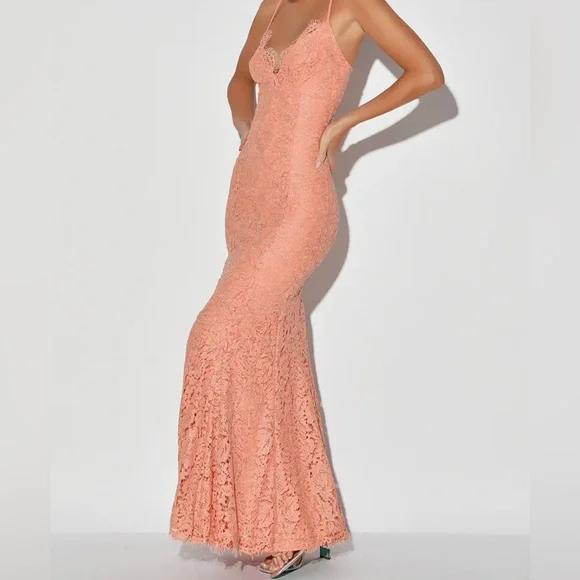 Lulu's Coral Lace Dress - Picture 2 of 9